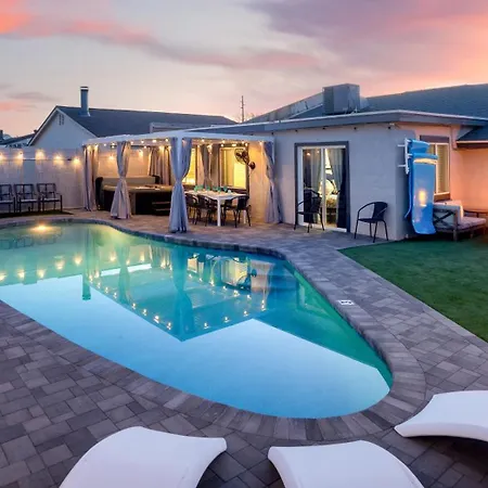 Lux New! Heated Pool Option, 2Kings, Spa, Old Town, Westworld, Fashion Square